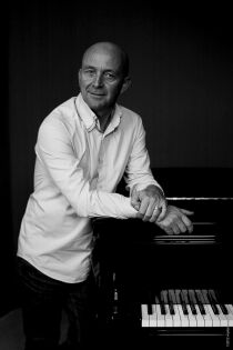  Christophe Millois, compositeur. La Ciotat. 2013